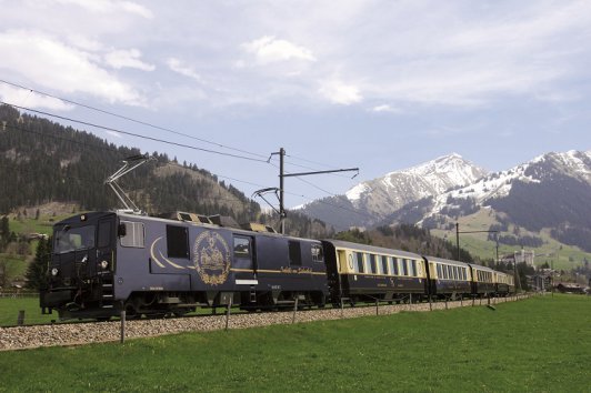 Cheese Train - koleją panoramiczna przez Szwajcarię
