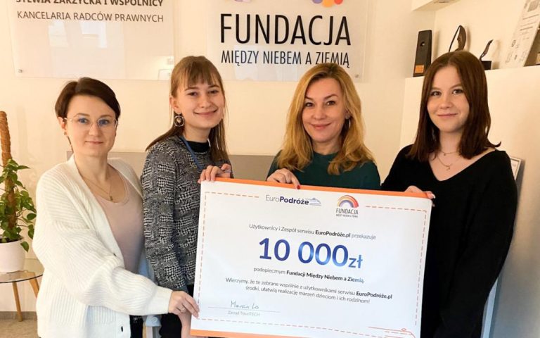 zdjęcie fundacji z voucherem