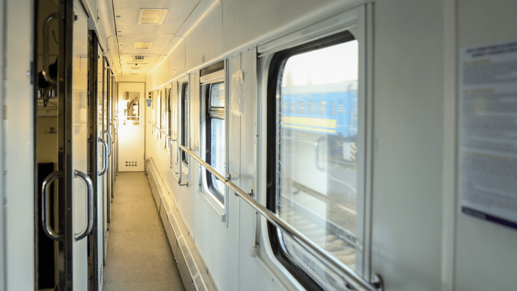 Wagon z przedziałami