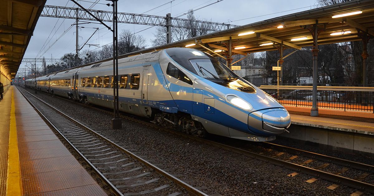 Pendolino Wrocław Główny - Warszawa Centralna / Warszawa Centralna ...