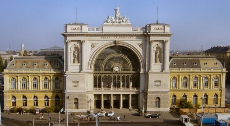 Dworzec Keleti - połączenia kolejowe na Węgrzech